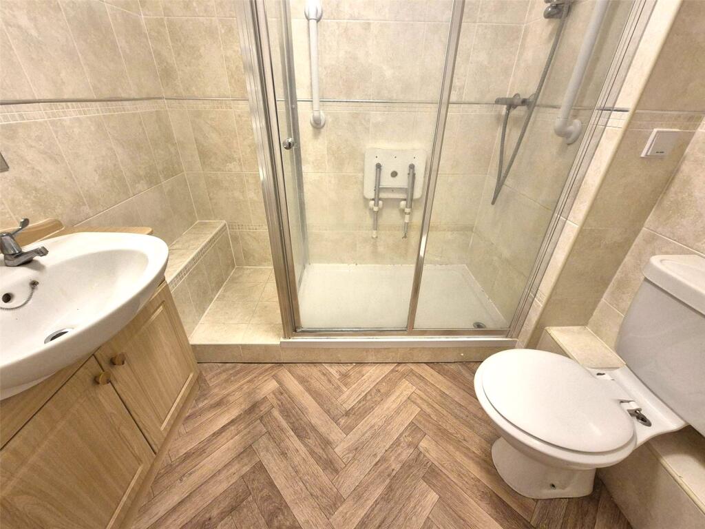 Modern Shower Room