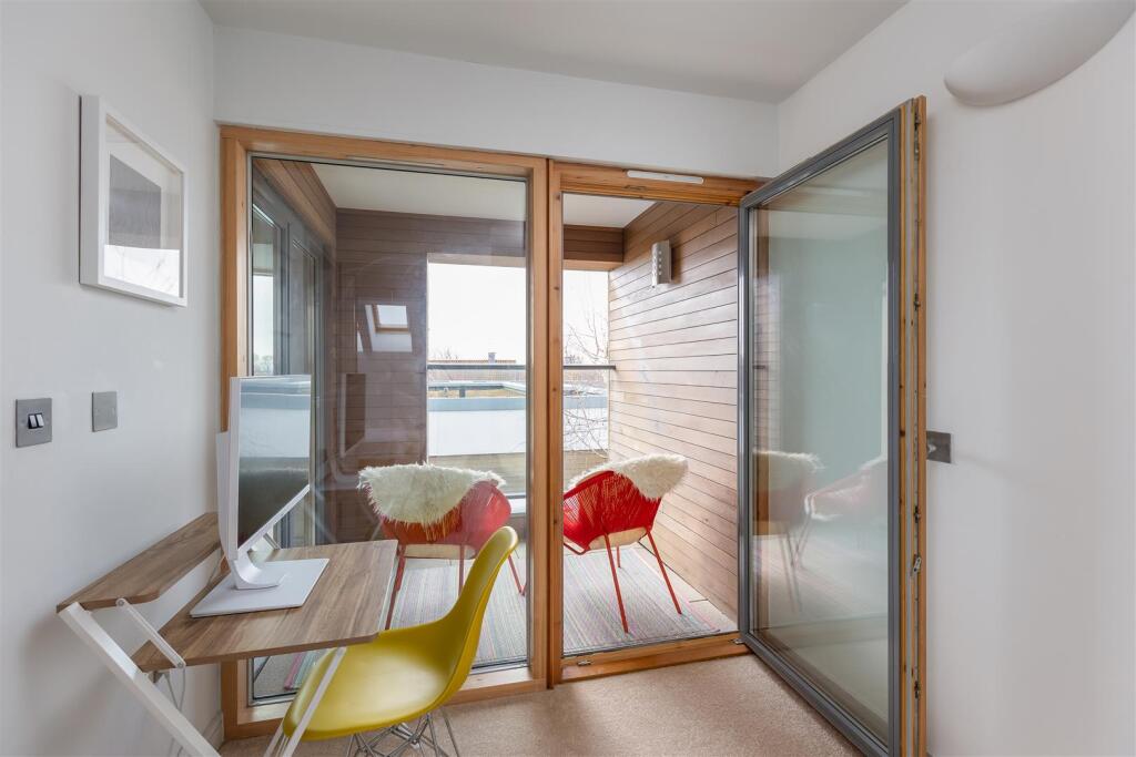 Landing/Open balcony