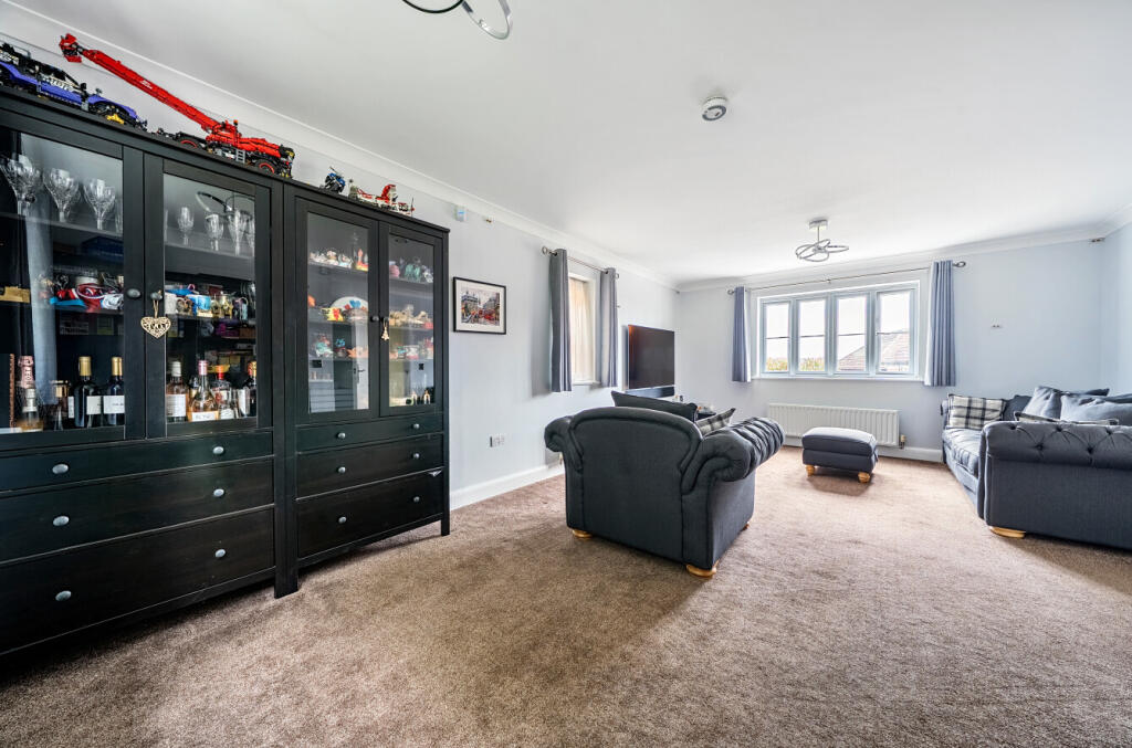 1272690-31-6836f8...