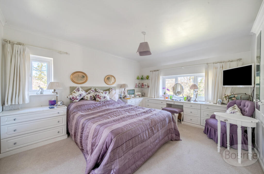 71a8e2f9-d826-42c...