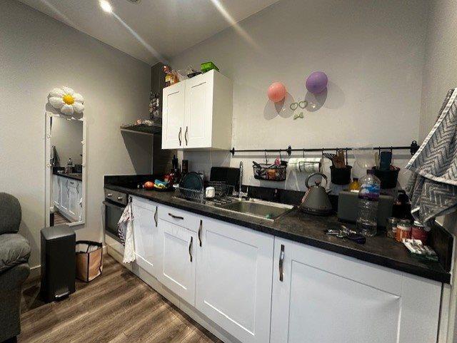 Kitchen Area (7).jpg