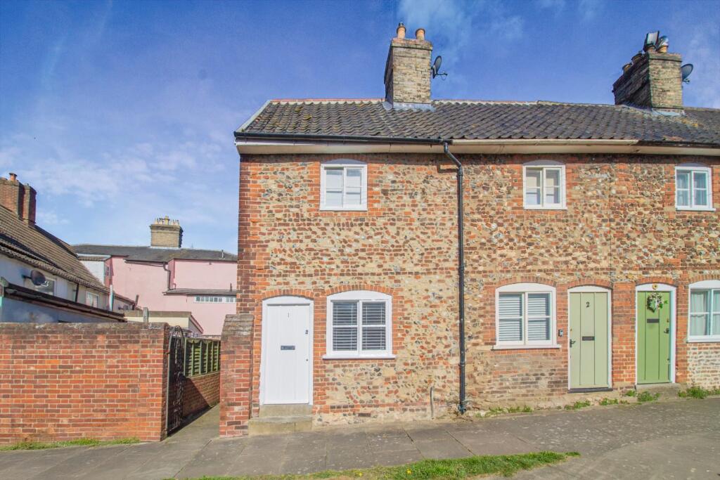 1 Vinefields, Bury St. Edmunds [Front Elevation] 0