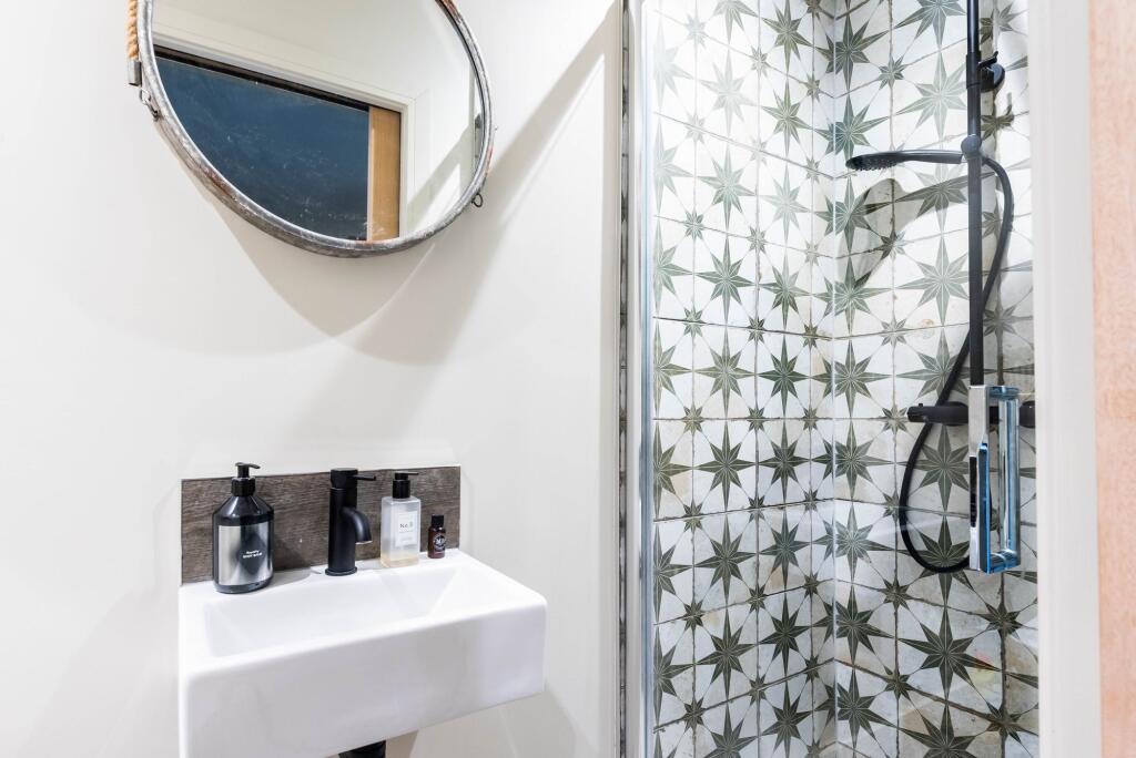 Ensuite