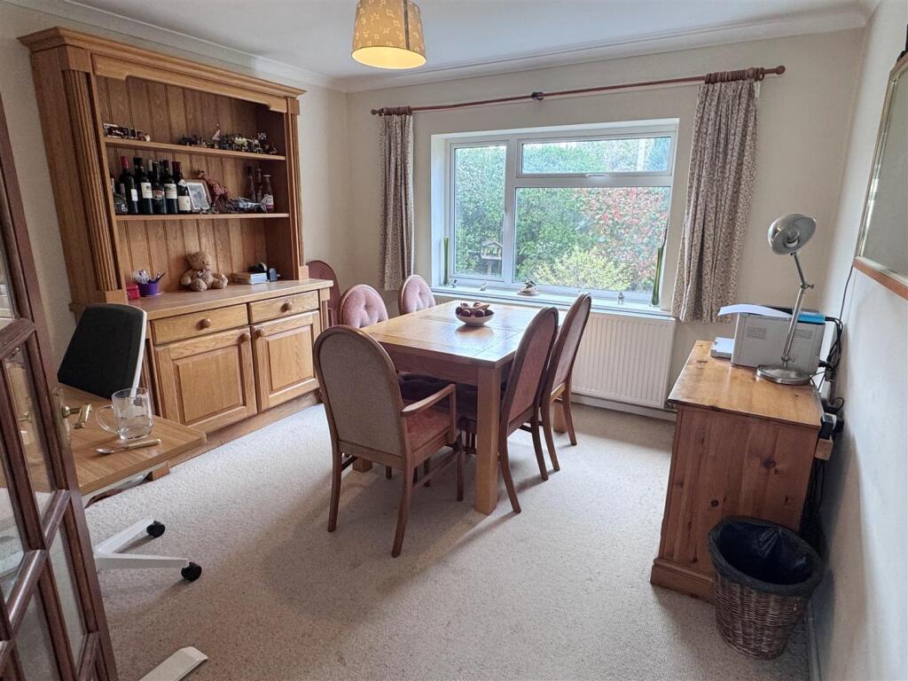 Dining Rm- Bed 3.JPG