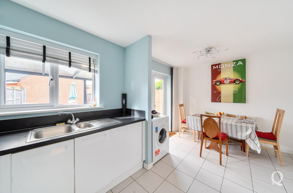 7abd11d2-eeb3-49e...