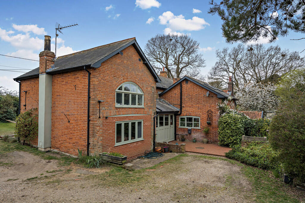 8642411-exterior1...