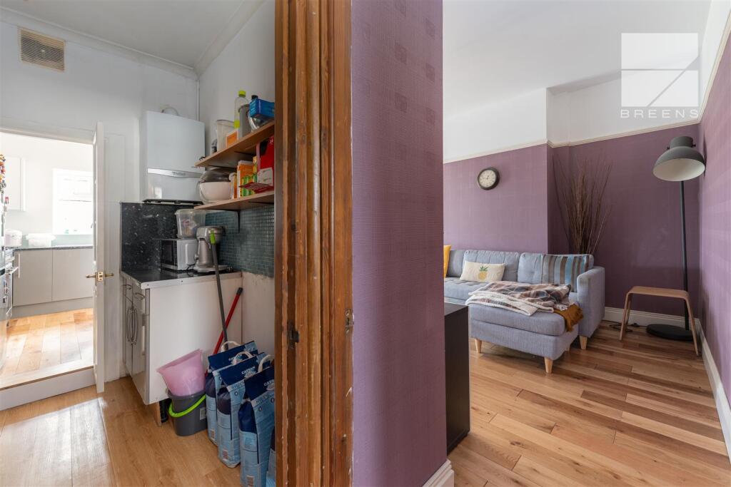 27 Wadham Avenue_0019.jpg