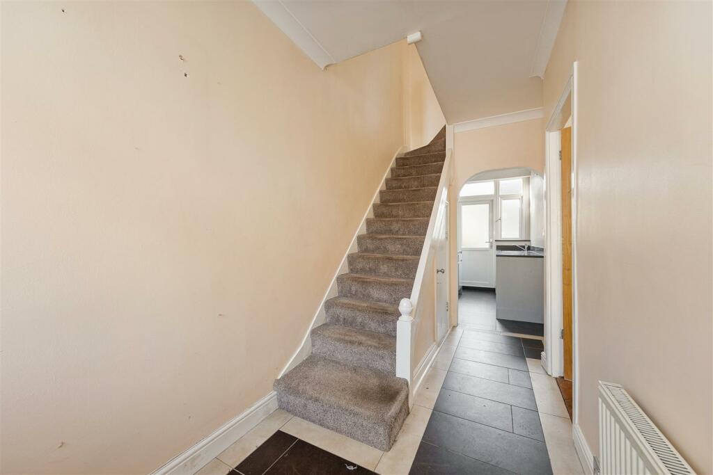 Bromley Road E17