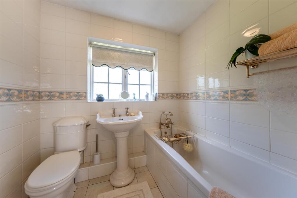 16 The Coppice-030.jpg