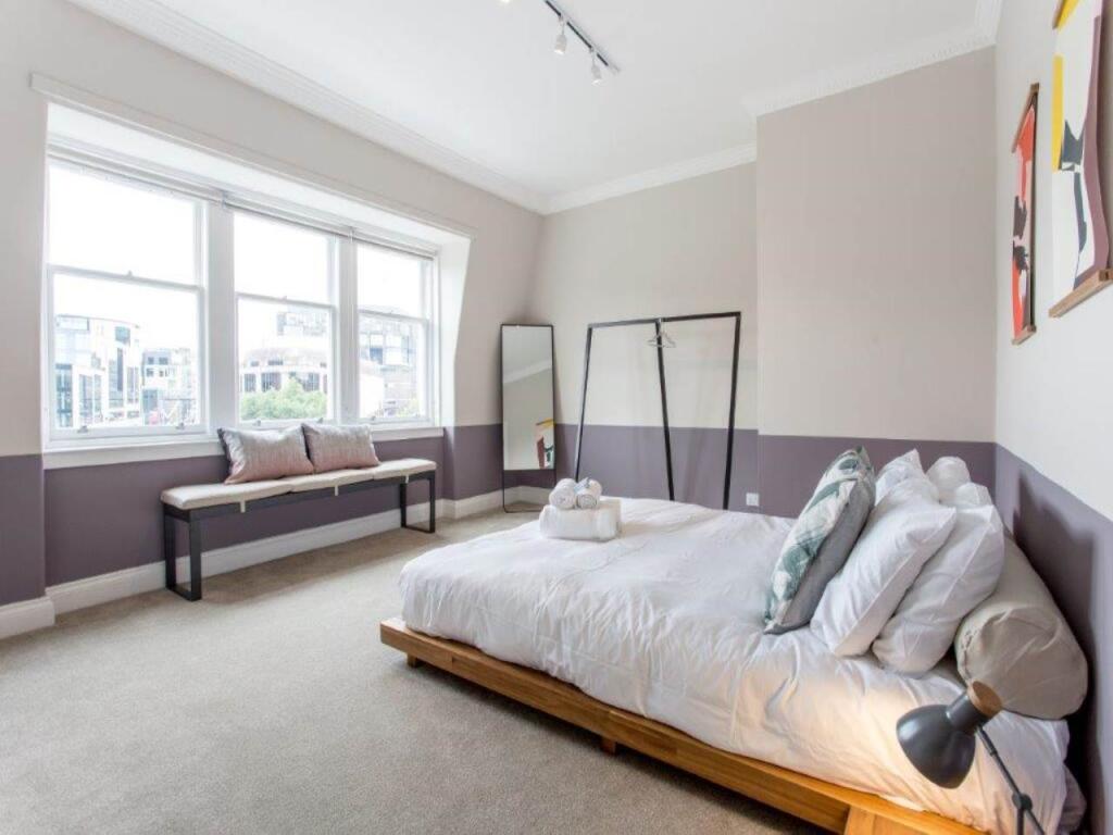Master bed