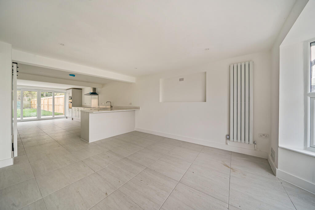 137408610690342f464e17