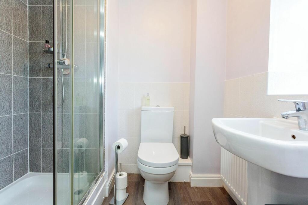 Master En-suite