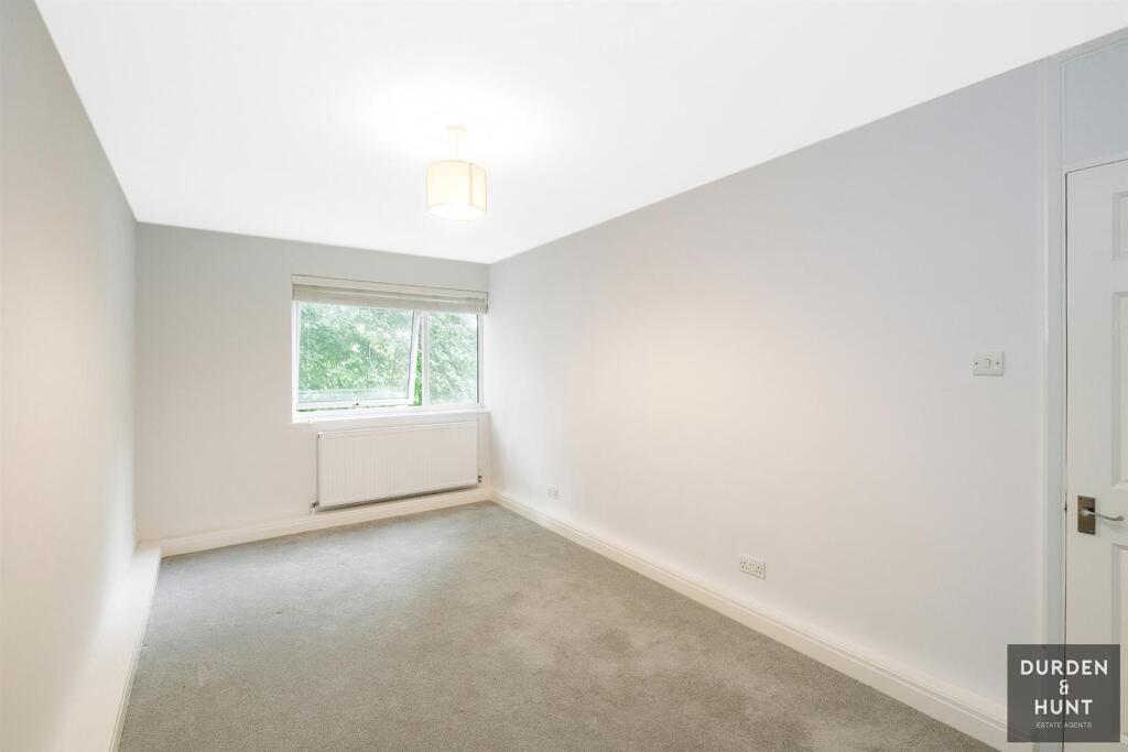 Deepdene Close-15.jpg