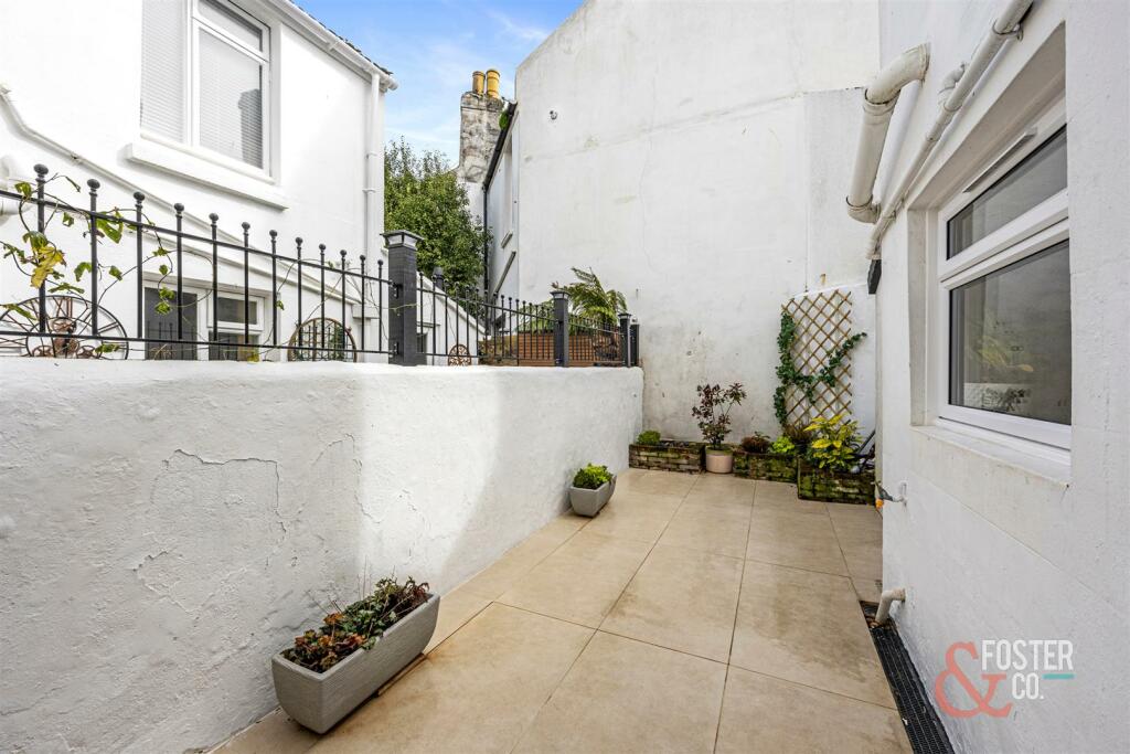 West Hill Street, 46_016.jpg