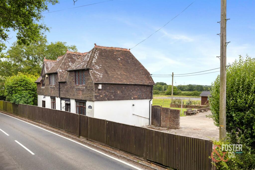 Wheatsheaf Road, Blacklands House-029.jpg