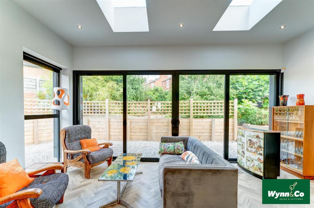407 Aberford Road-1008L.jpg