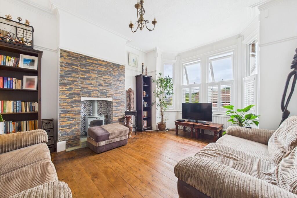 CAM01085G0-PR0610...