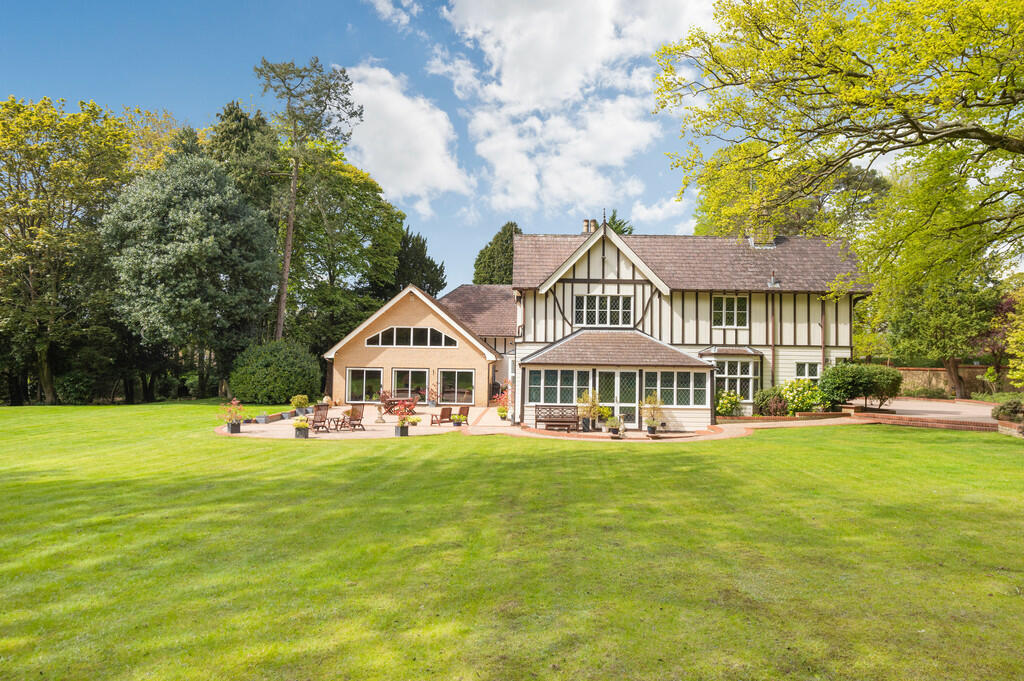Brandon Cottage p...