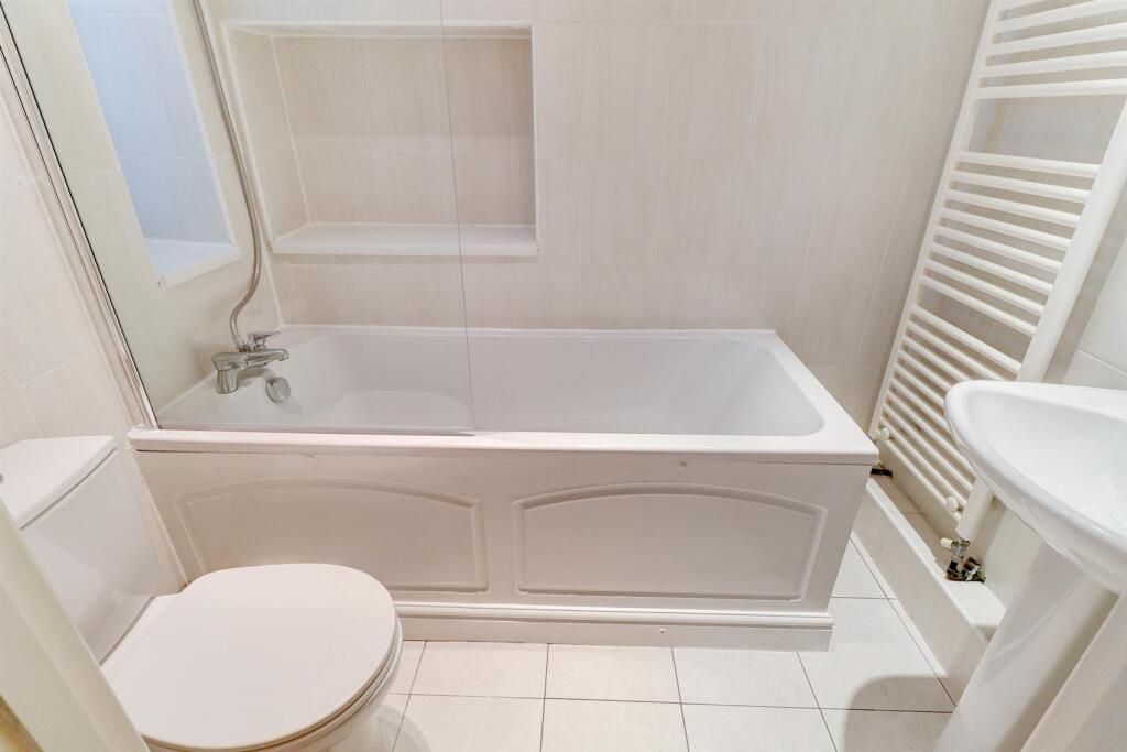 Ensuite Bathroom