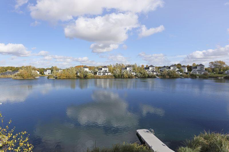View to north across Summer Lake