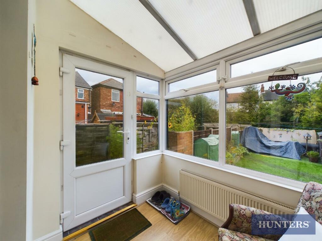 CAM01984G0-PR0233-STILL009.jpg