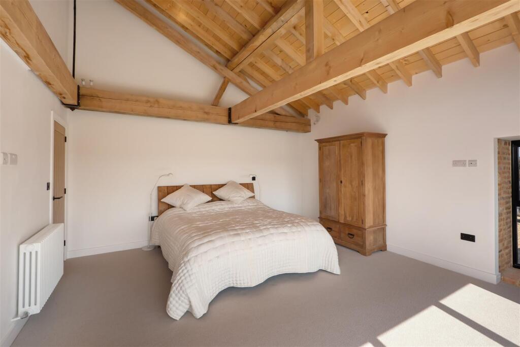 Lower Road, Teynham, Sittingbourne