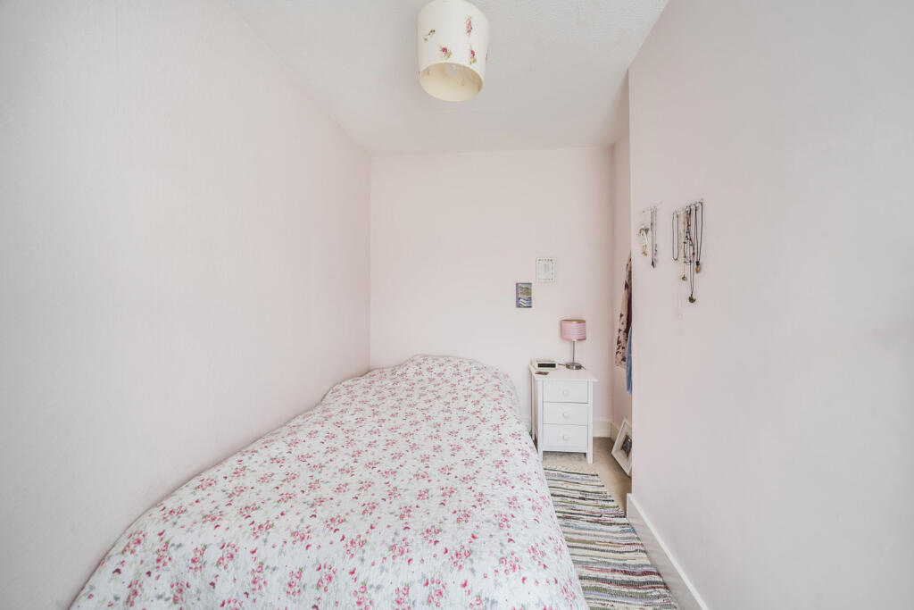 1320496-7-686e9ad...