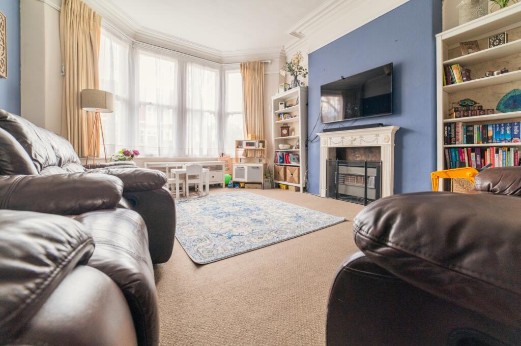 Call 02920 454555 to secure your viewing_10