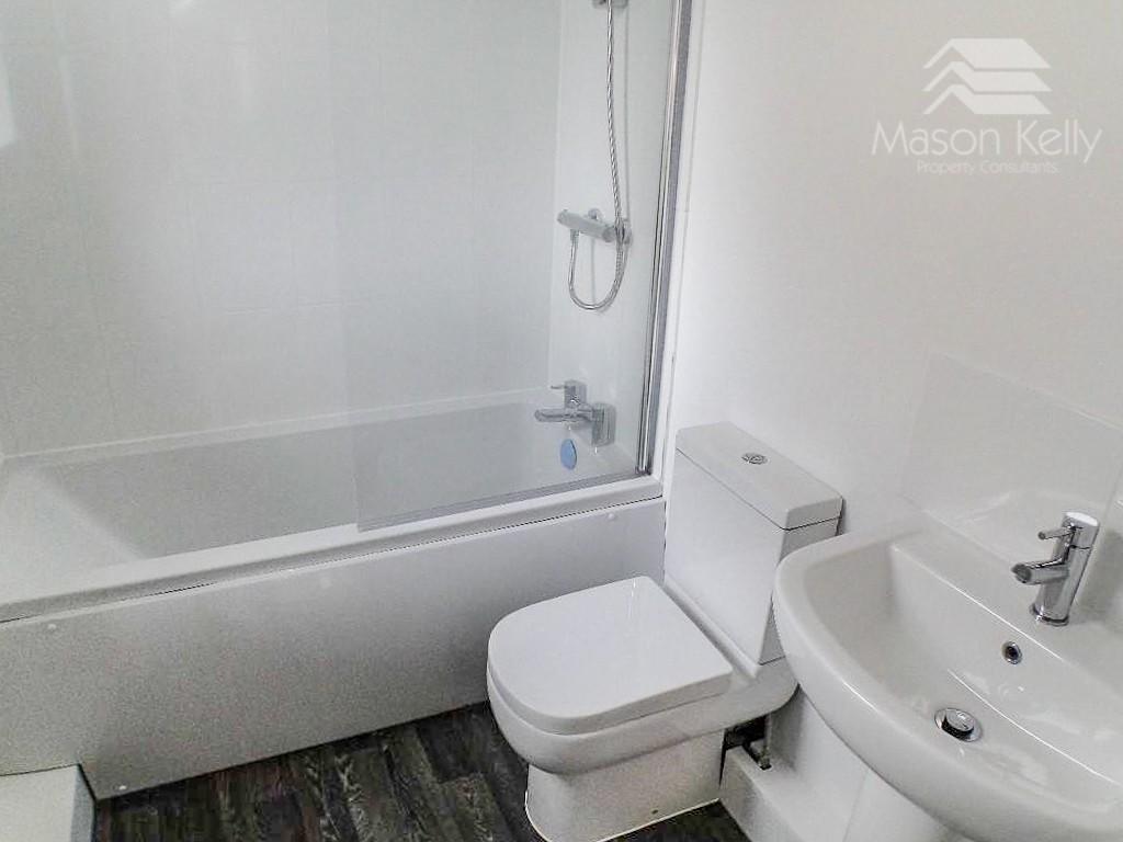 BATHROOM - C