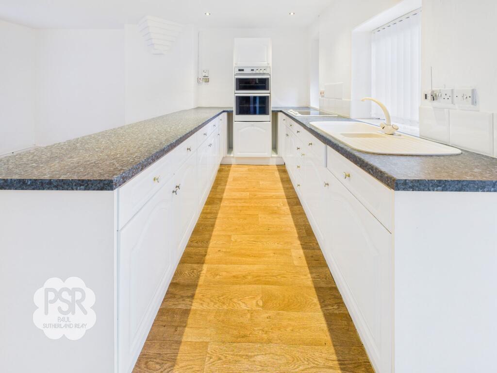 Kitchen / Living Room