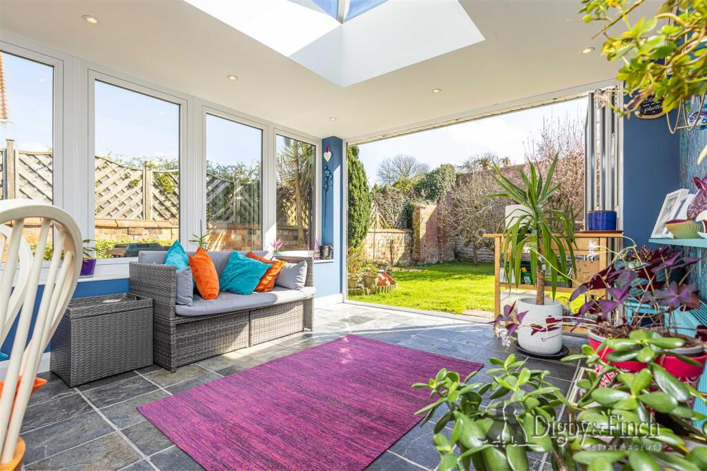 Garden Room