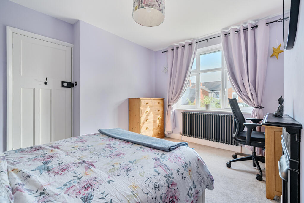 1333724-6-689a183...