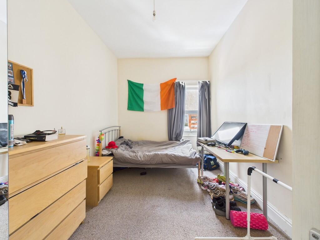 CAM02089G0-PR0503...