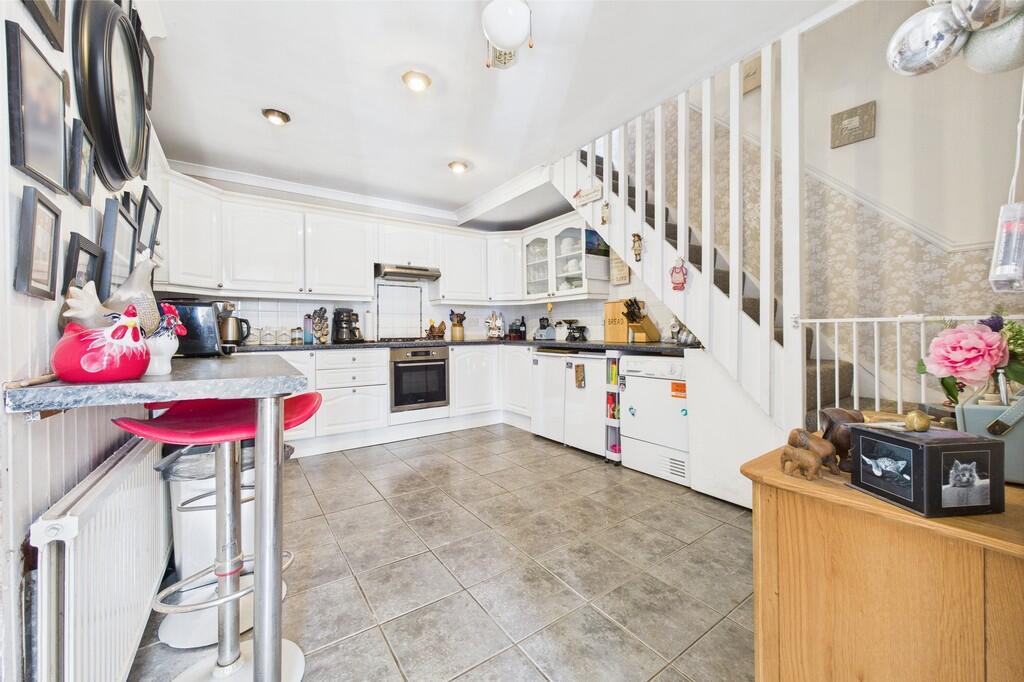 CAM01085G0-PR0562...