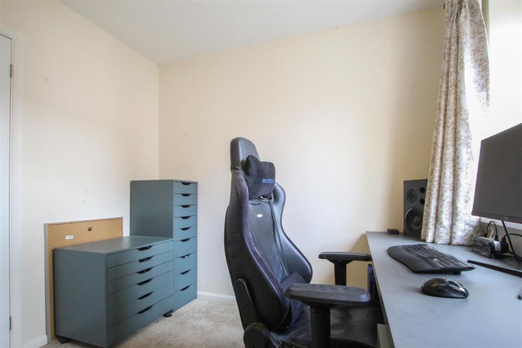 Bedroom-3.3-.jpg