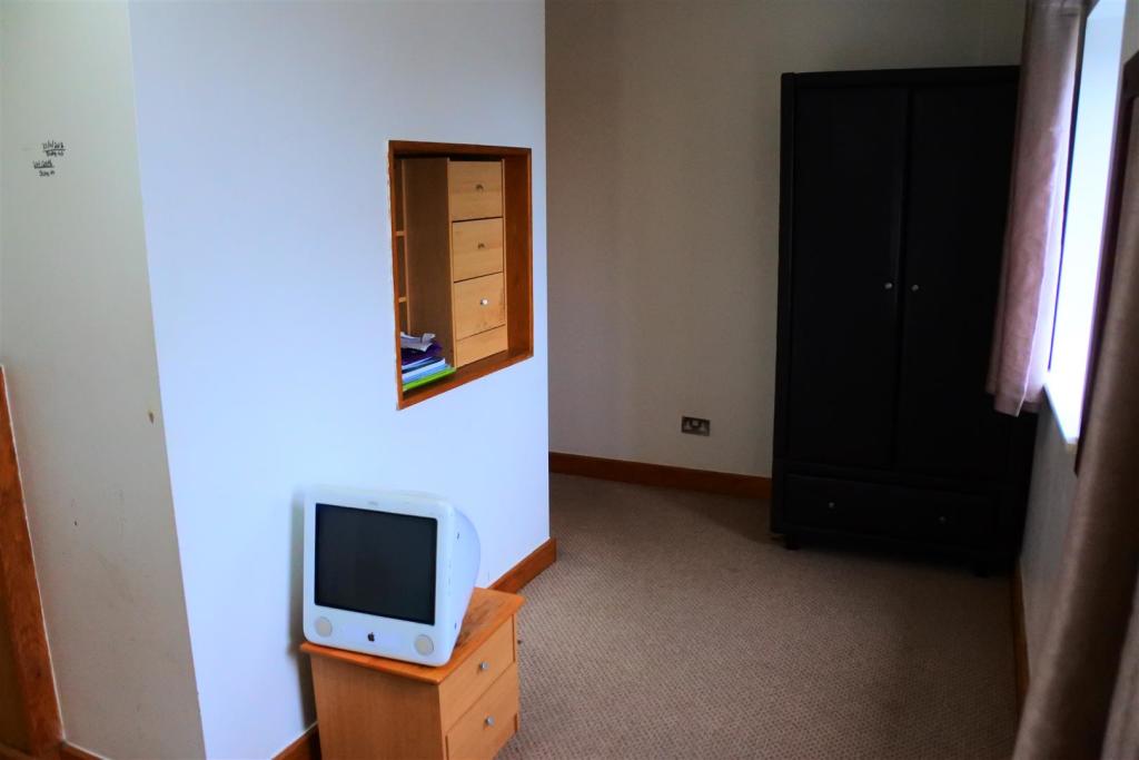 Second Bedroom 2.JPG