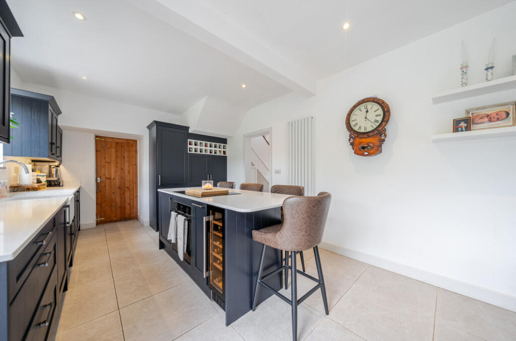 1333760-7-68920b7...