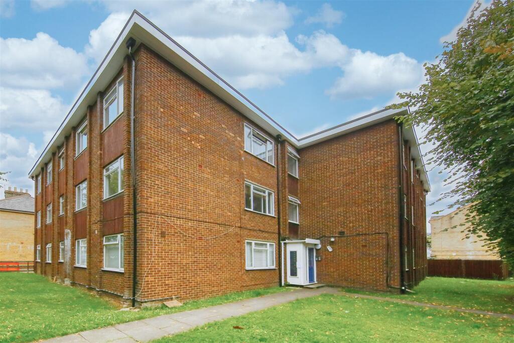 ext10_697_garratt_lane_image1_19754_4 copy.jpg