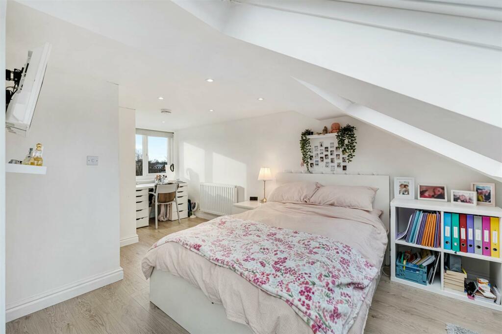 Bedroom 1 Aspect 3