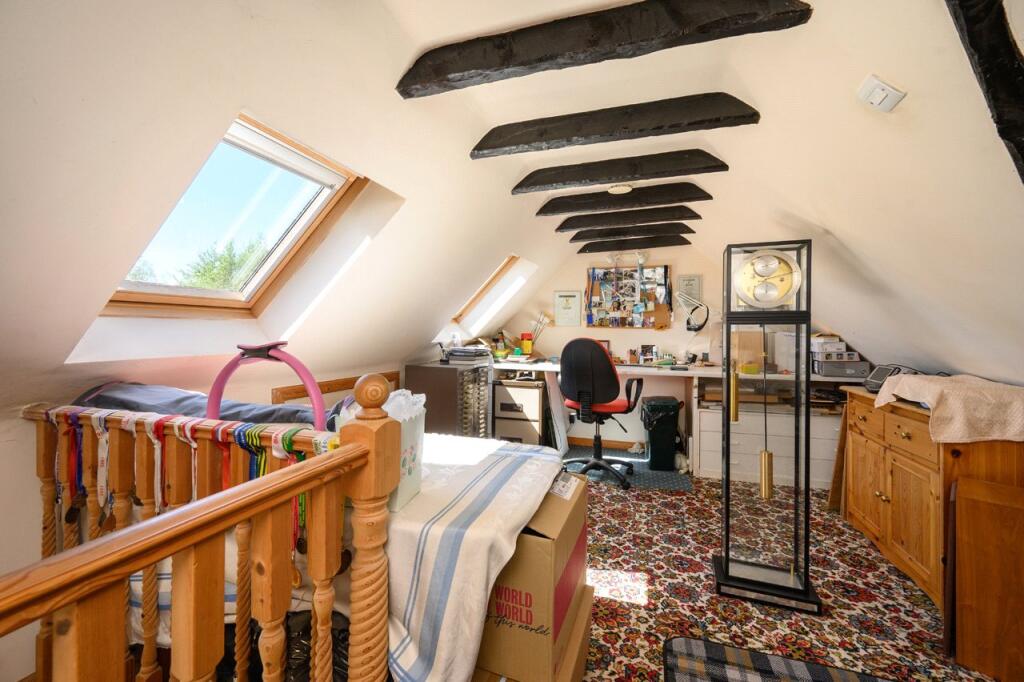 Bedroom 3/Study