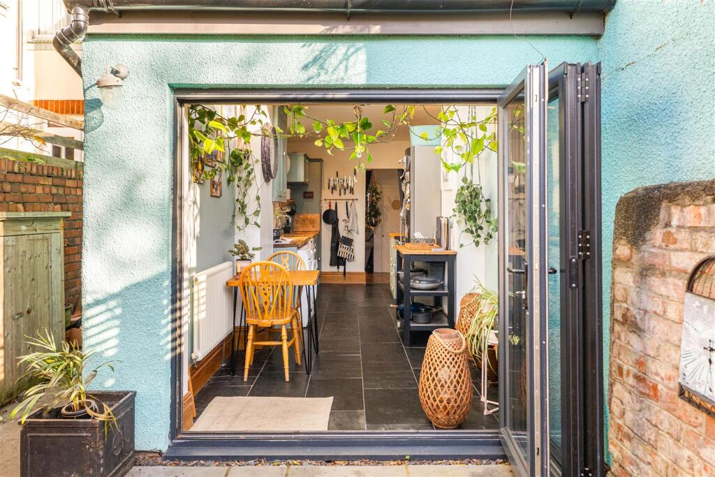 23 Greville Street61.jpg