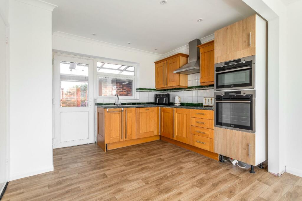 Leighton Avenue-7.jpg