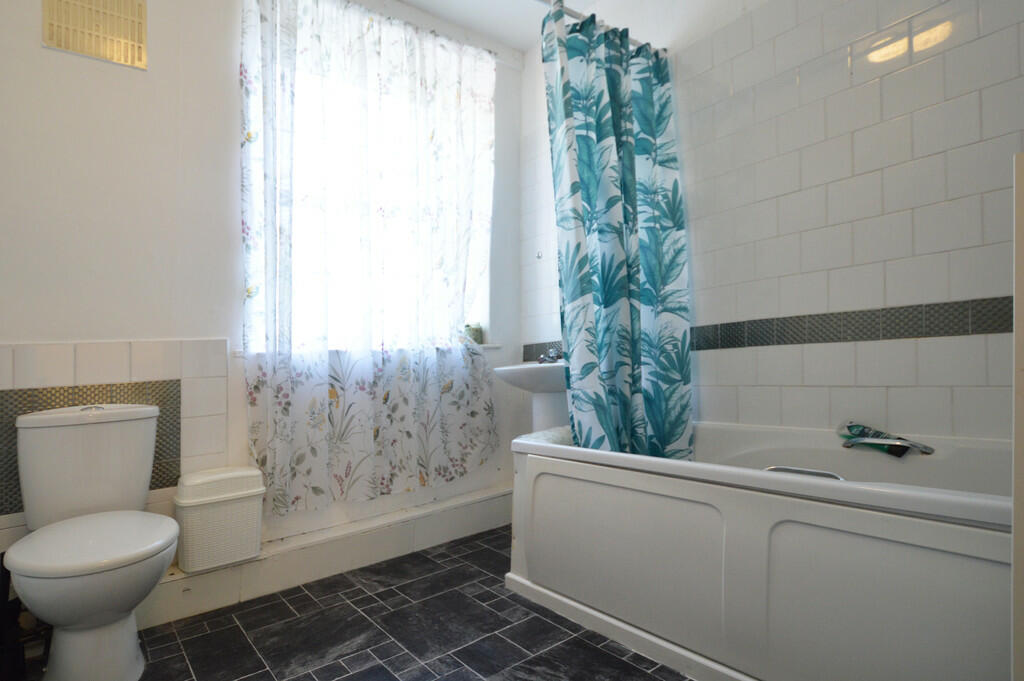 5.Bathroom