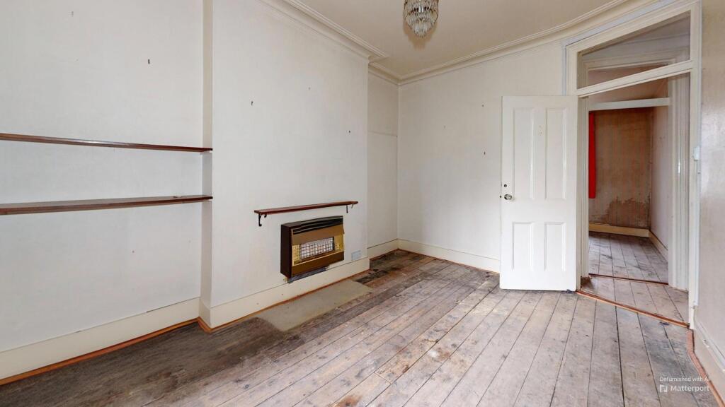 55 Greyhound Mansions, Barons Court, London, W6 8NY