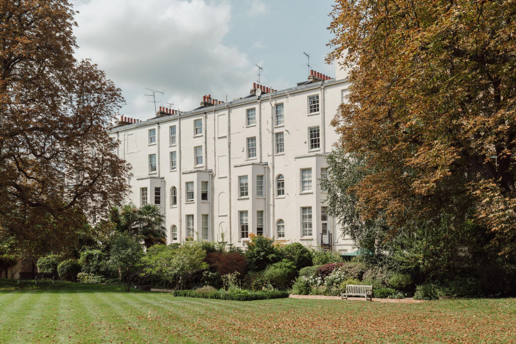 305538 - CONNOUGHT-HOUSE-55.jpg