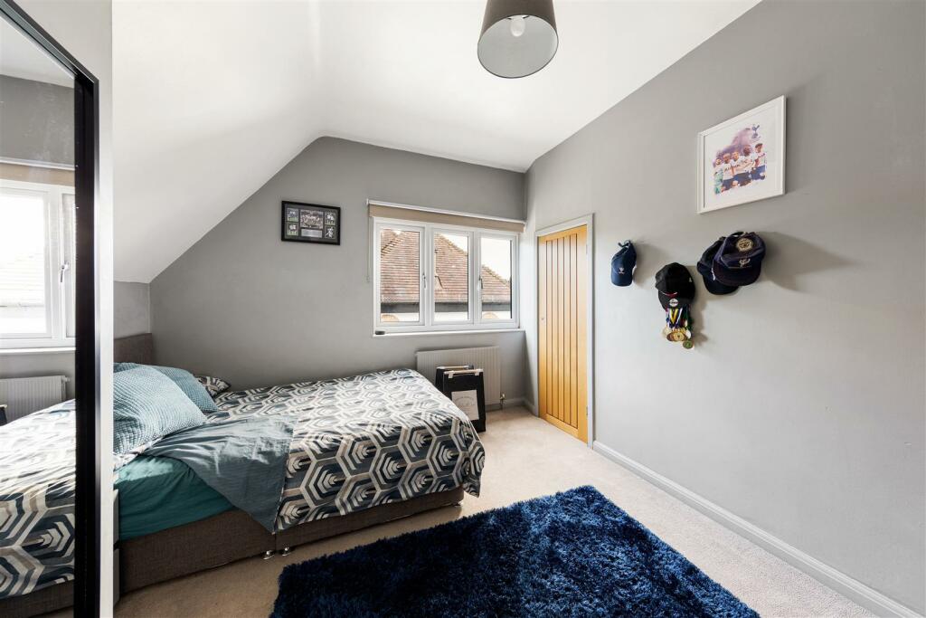 Forest View, E4