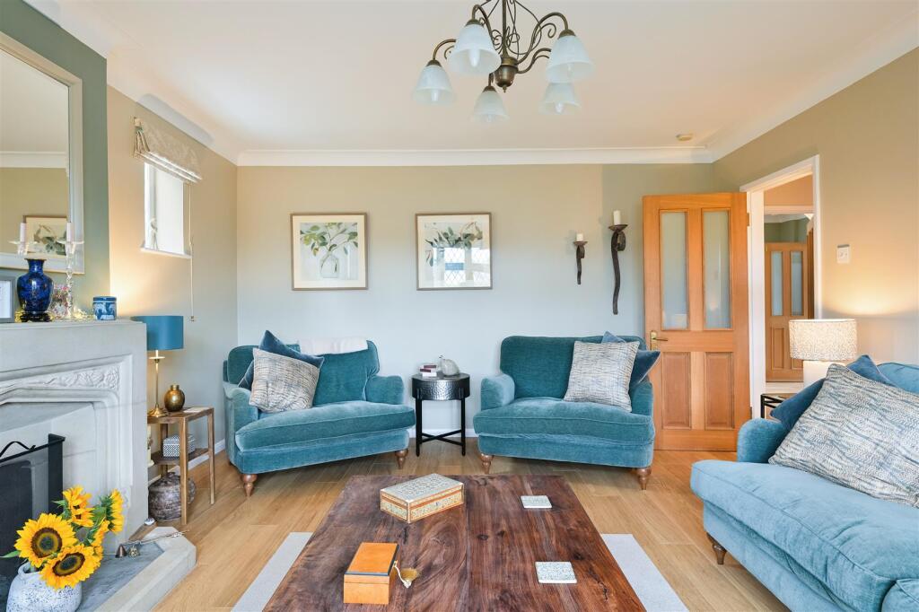 GROVE LODGE- (5).jpg