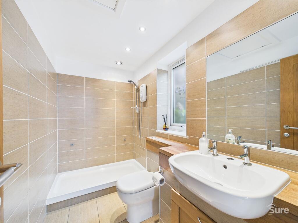 Annex - Shower Room