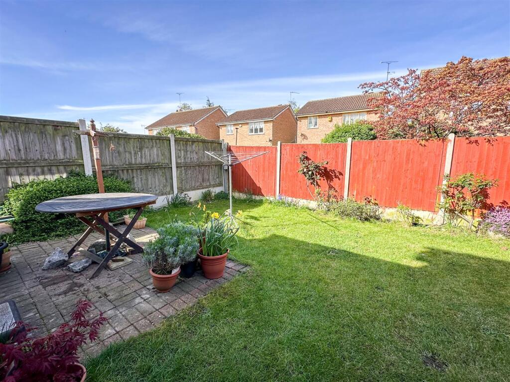 ALTERNATE VIEW OF GARDENS