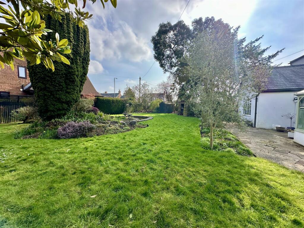 GARDENS